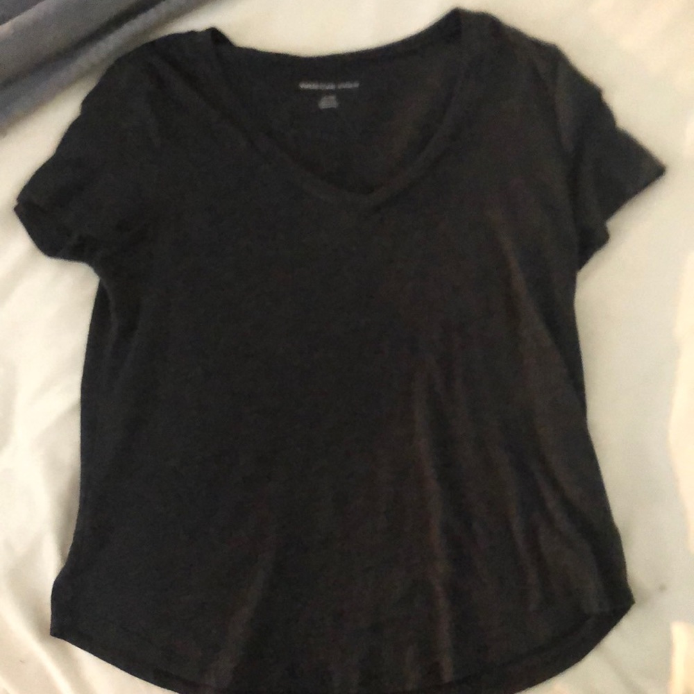 American Eagle Small Grey V-Neck